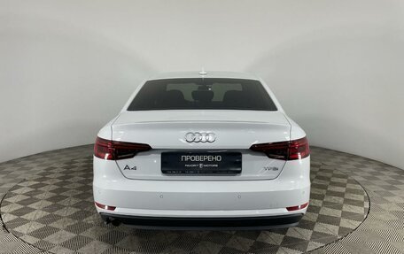 Audi A4, 2018 год, 2 000 000 рублей, 3 фотография