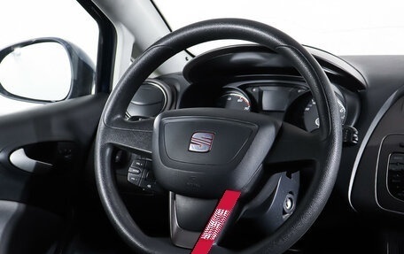 SEAT Ibiza IV рестайлинг 2, 2012 год, 898 000 рублей, 17 фотография