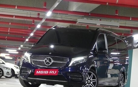 Mercedes-Benz V-Класс, 2023 год, 10 650 000 рублей, 26 фотография