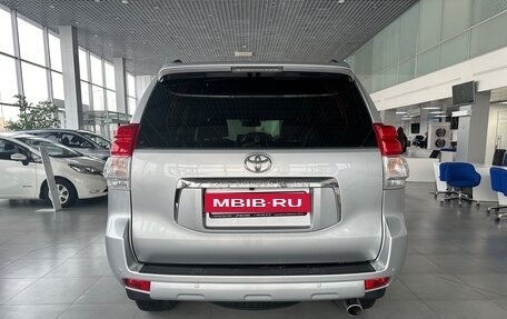 Toyota Land Cruiser Prado 150 рестайлинг 2, 2012 год, 2 895 000 рублей, 6 фотография