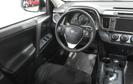Toyota RAV4, 2015 год, 2 499 000 рублей, 8 фотография