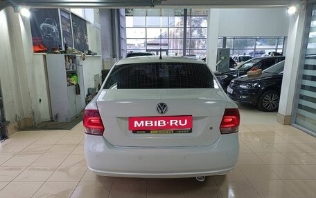 Volkswagen Polo VI (EU Market), 2011 год, 750 000 рублей, 3 фотография