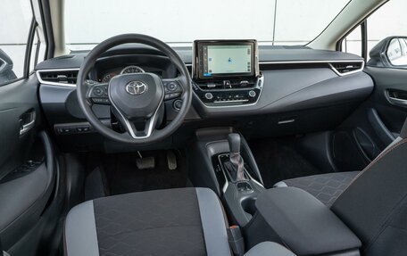 Toyota Corolla, 2022 год, 2 570 000 рублей, 6 фотография