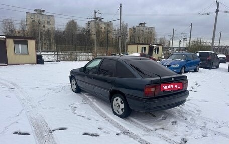 Opel Vectra A, 1995 год, 149 700 рублей, 6 фотография