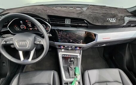 Audi Q3, 2021 год, 2 800 000 рублей, 7 фотография