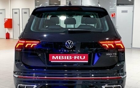 Volkswagen Tiguan II, 2023 год, 4 897 000 рублей, 6 фотография