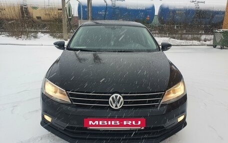 Volkswagen Jetta VI, 2014 год, 1 240 000 рублей, 3 фотография