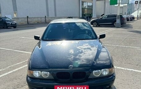BMW 5 серия, 2002 год, 650 000 рублей, 2 фотография