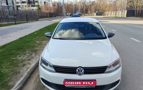 Volkswagen Jetta VI, 2012 год, 875 000 рублей, 3 фотография