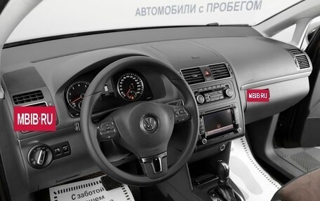 Volkswagen Touran III, 2011 год, 996 000 рублей, 9 фотография