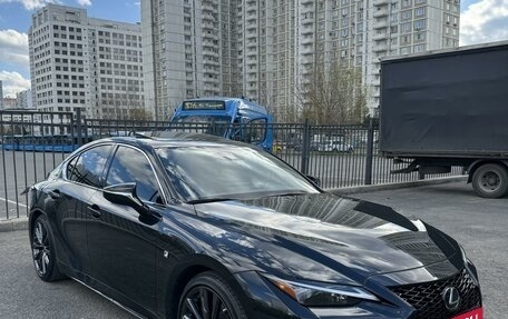 Lexus IS III, 2021 год, 6 500 000 рублей, 2 фотография