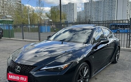 Lexus IS III, 2021 год, 6 500 000 рублей, 4 фотография