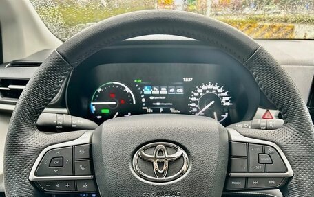 Toyota Sienna, 2022 год, 6 630 000 рублей, 11 фотография