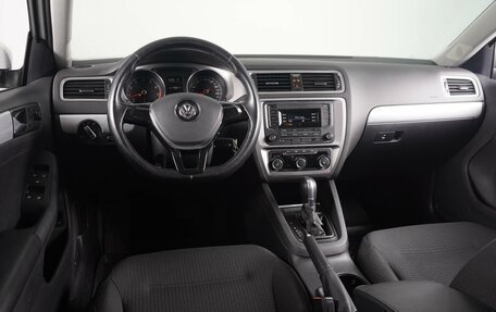 Volkswagen Jetta VI, 2017 год, 1 660 000 рублей, 6 фотография