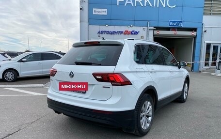 Volkswagen Tiguan II, 2018 год, 2 560 000 рублей, 4 фотография