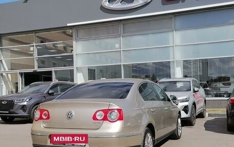 Volkswagen Passat B6, 2006 год, 755 000 рублей, 5 фотография