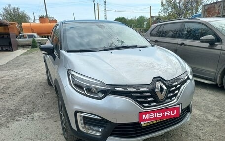 Renault Kaptur I рестайлинг, 2020 год, 2 200 000 рублей, 2 фотография