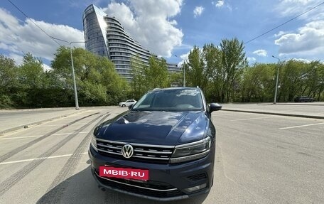 Volkswagen Tiguan II, 2017 год, 2 748 888 рублей, 5 фотография