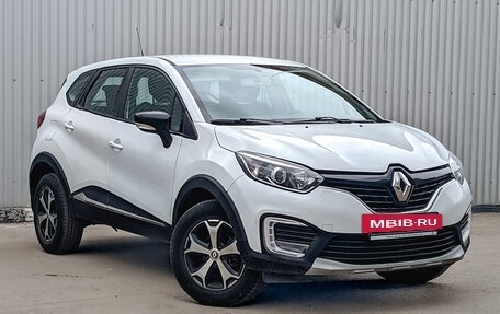 Renault Kaptur I рестайлинг, 2019 год, 1 100 000 рублей, 3 фотография