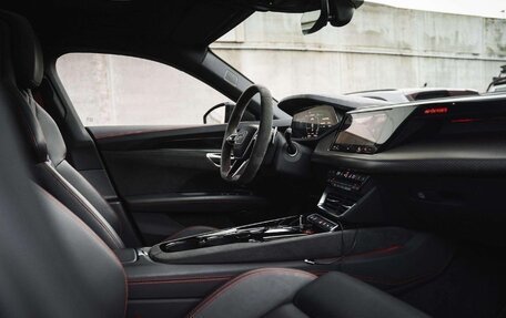 Audi e-tron GT, 2021 год, 10 340 000 рублей, 10 фотография