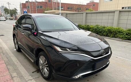 Toyota Venza, 2021 год, 3 879 000 рублей, 2 фотография