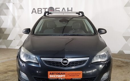 Opel Astra J, 2011 год, 829 000 рублей, 2 фотография