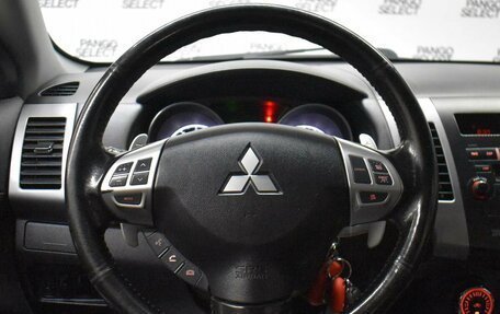 Mitsubishi Outlander III рестайлинг 3, 2011 год, 1 399 000 рублей, 12 фотография