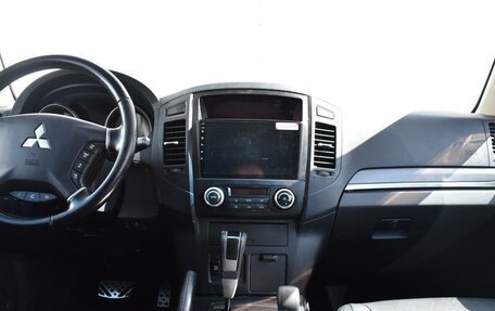 Mitsubishi Pajero IV, 2012 год, 2 477 000 рублей, 12 фотография