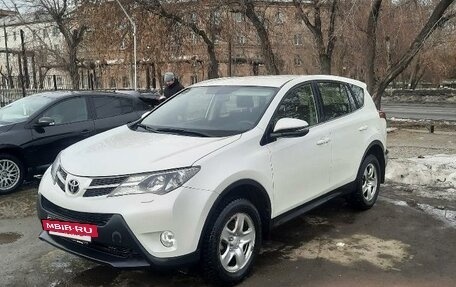 Toyota RAV4, 2013 год, 1 800 000 рублей, 2 фотография