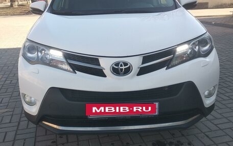 Toyota RAV4, 2013 год, 1 890 000 рублей, 3 фотография