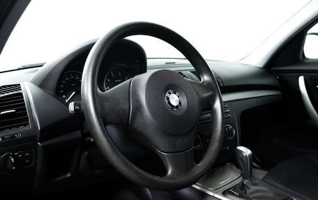 BMW 1 серия, 2010 год, 1 040 000 рублей, 13 фотография