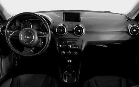 Audi A1, 2011 год, 970 000 рублей, 12 фотография