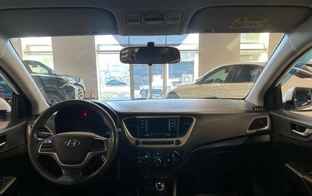 Hyundai Solaris II рестайлинг, 2018 год, 1 290 000 рублей, 18 фотография