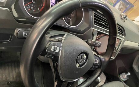 Volkswagen Tiguan II, 2019 год, 2 597 000 рублей, 12 фотография