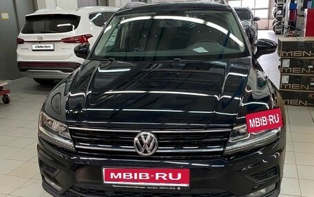 Volkswagen Tiguan II, 2019 год, 2 597 000 рублей, 21 фотография