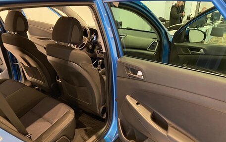 Hyundai Tucson III, 2017 год, 2 300 000 рублей, 10 фотография