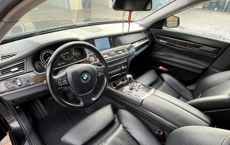 BMW 7 серия, 2010 год, 2 450 000 рублей, 11 фотография
