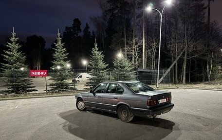 BMW 5 серия, 1994 год, 350 000 рублей, 4 фотография