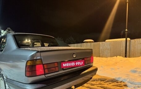 BMW 5 серия, 1994 год, 350 000 рублей, 24 фотография