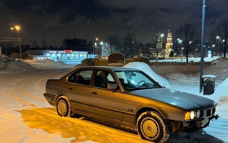 BMW 5 серия, 1994 год, 350 000 рублей, 38 фотография