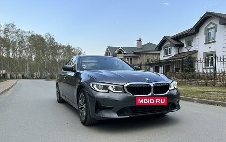 BMW 3 серия, 2020 год, 3 450 000 рублей, 3 фотография