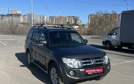 Mitsubishi Pajero IV, 2013 год, 2 600 000 рублей, 2 фотография