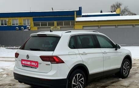 Volkswagen Tiguan II, 2018 год, 3 150 000 рублей, 5 фотография