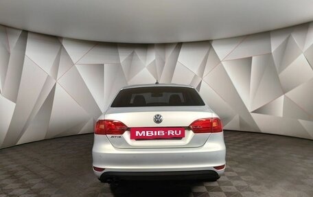 Volkswagen Jetta VI, 2011 год, 897 000 рублей, 8 фотография