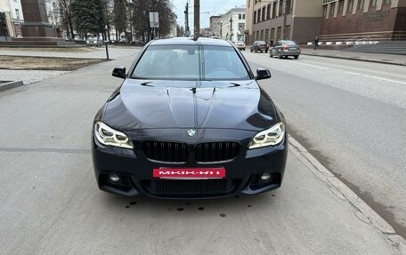 BMW 5 серия, 2016 год, 2 900 000 рублей, 2 фотография
