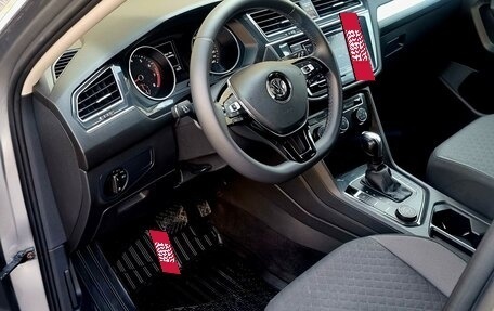 Volkswagen Tiguan II, 2019 год, 2 750 000 рублей, 10 фотография