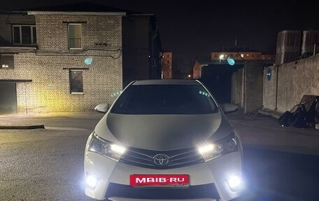 Toyota Corolla, 2013 год, 1 350 000 рублей, 24 фотография