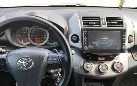 Toyota RAV4, 2010 год, 1 750 000 рублей, 23 фотография