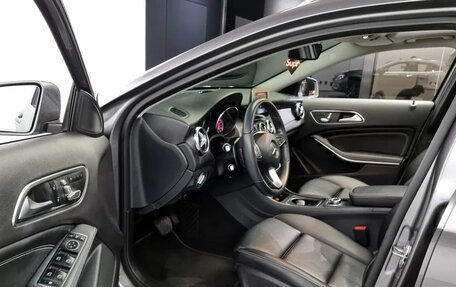 Mercedes-Benz GLA, 2019 год, 2 320 000 рублей, 7 фотография