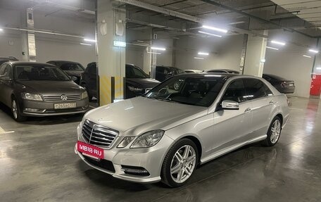 Mercedes-Benz E-Класс, 2012 год, 3 200 000 рублей, 4 фотография